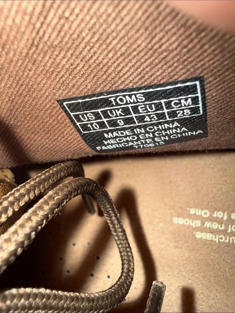 Toms Men's Suede Chukka Boots in Olive